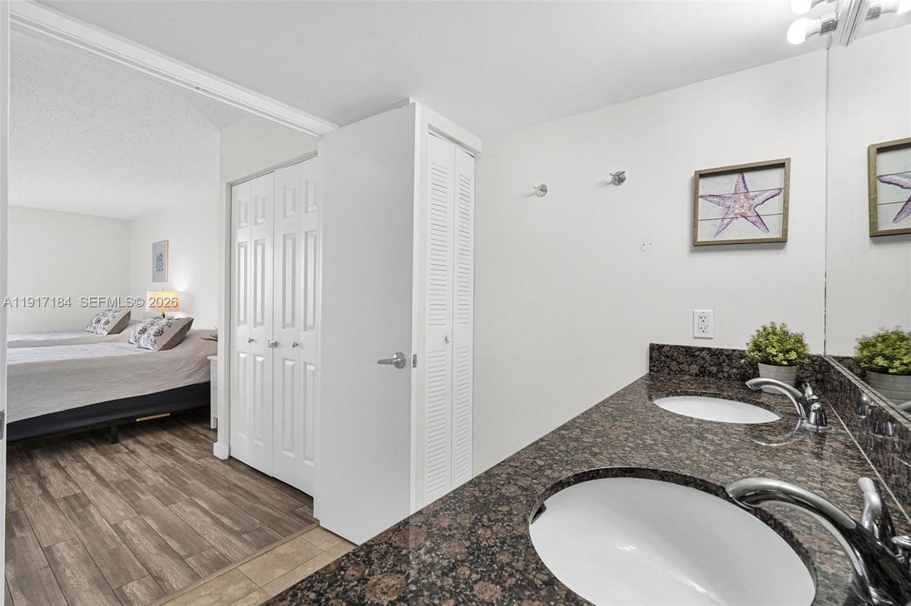 Real estate property located at 3300 191st St #1007, Miami-dade, Parc Central Aventura Sou, Aventura, FL