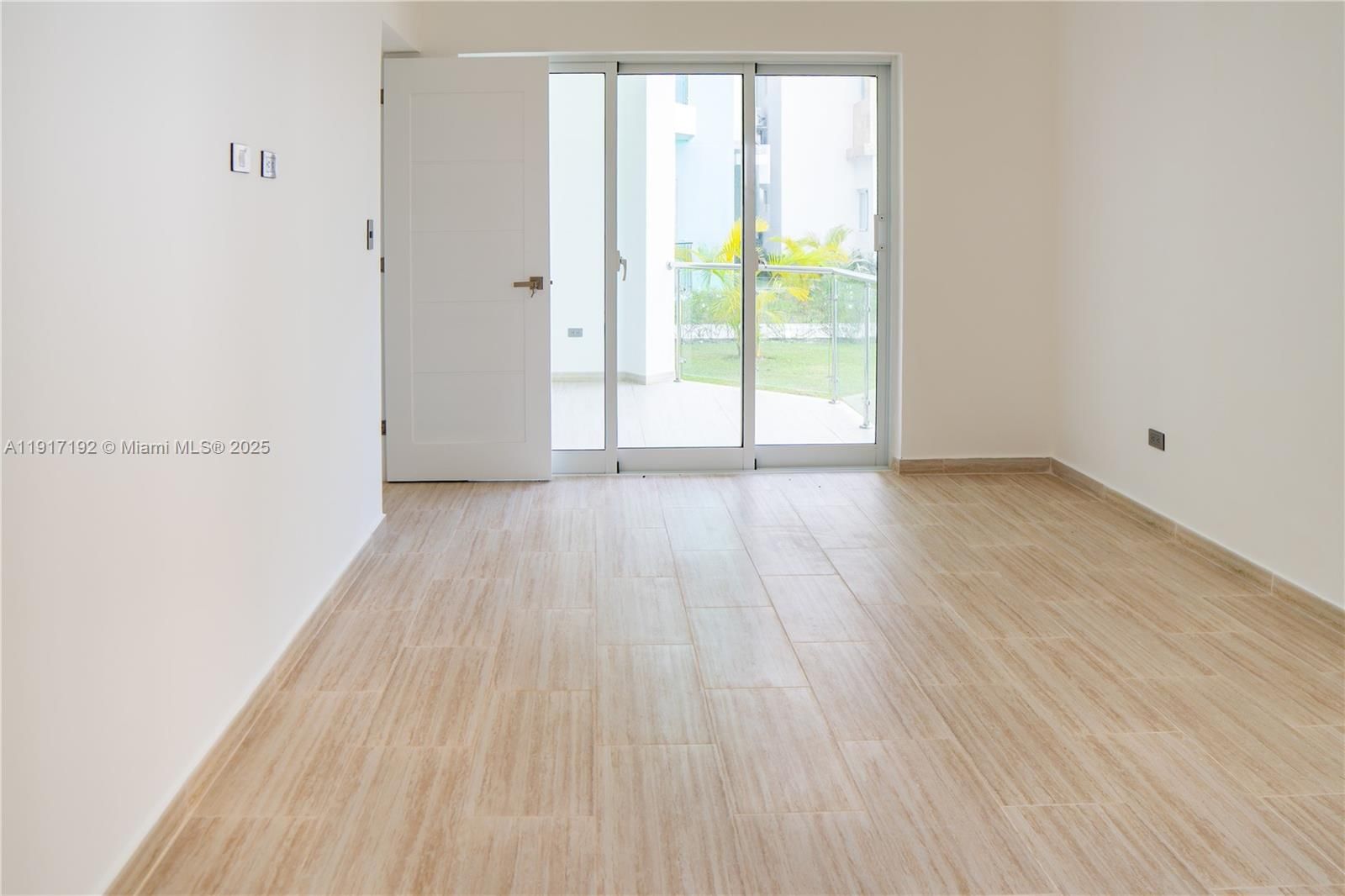 Real estate property located at RES MAPLE BEACH AV ALEMANIA EL CORTECITO, BAVARO A101, Other, Bavaro Dom Rep El Cortecit, Bavaro, DO