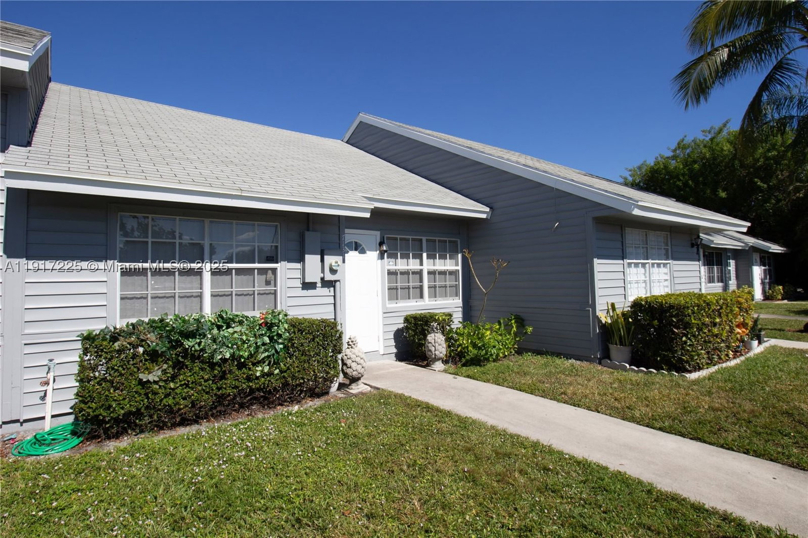 Real estate property located at 7131 Tam Oshanter Blvd, Broward, North Lauderdale Estates, North Lauderdale, FL