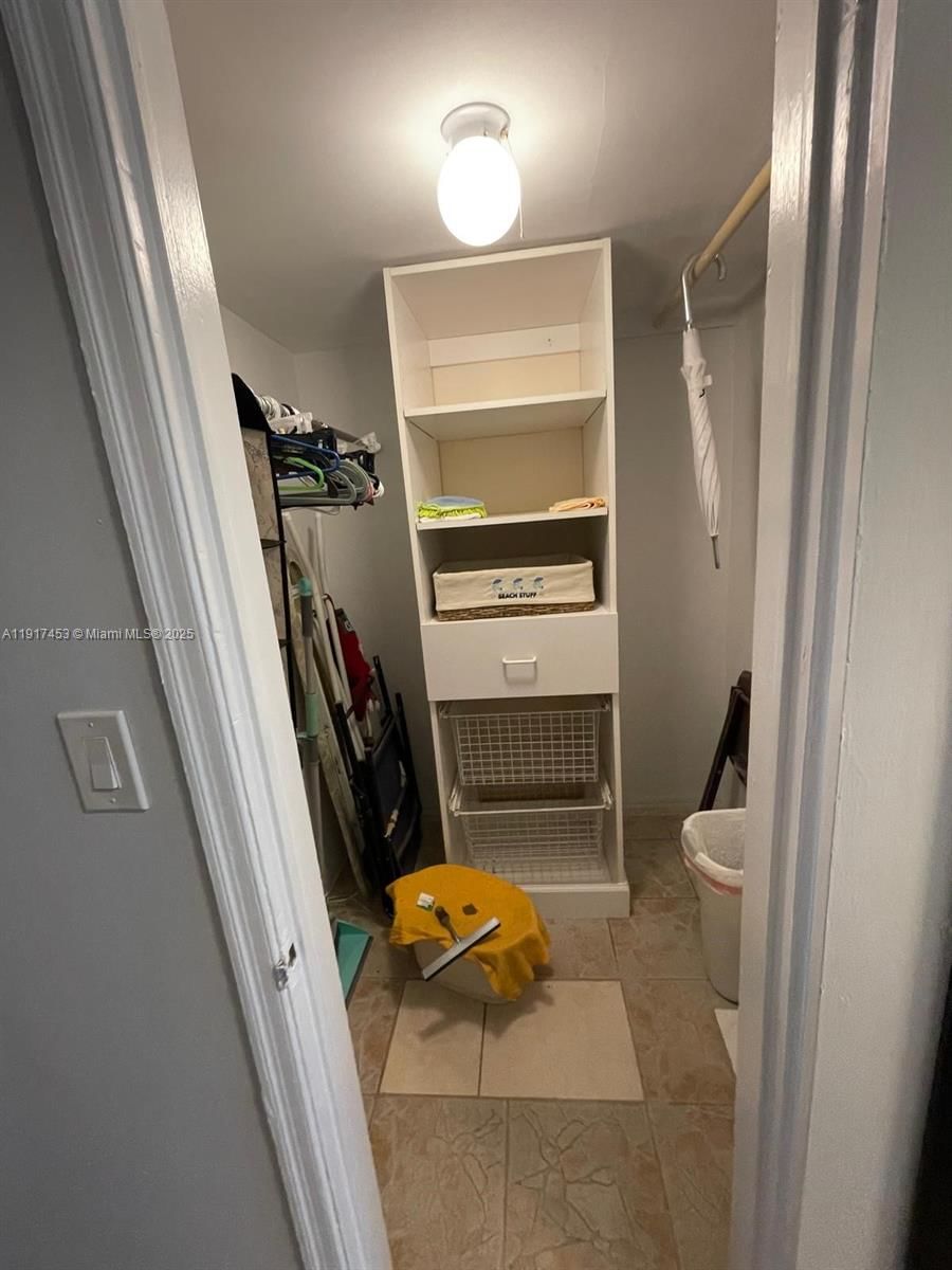Real estate property located at 6490 Collins Ave #5, Miami-dade, Broadwater Beach Arms I C, Miami Beach, FL