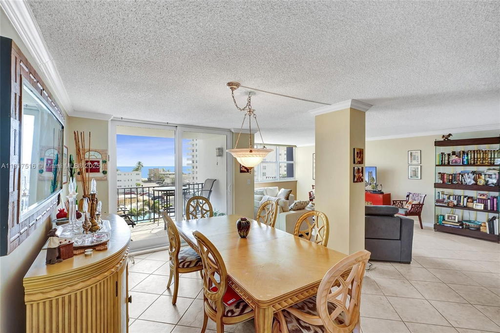 Real estate property located at 1400 Ocean Dr #502, Broward, Trafalgar Towers Condomin, Hollywood, FL