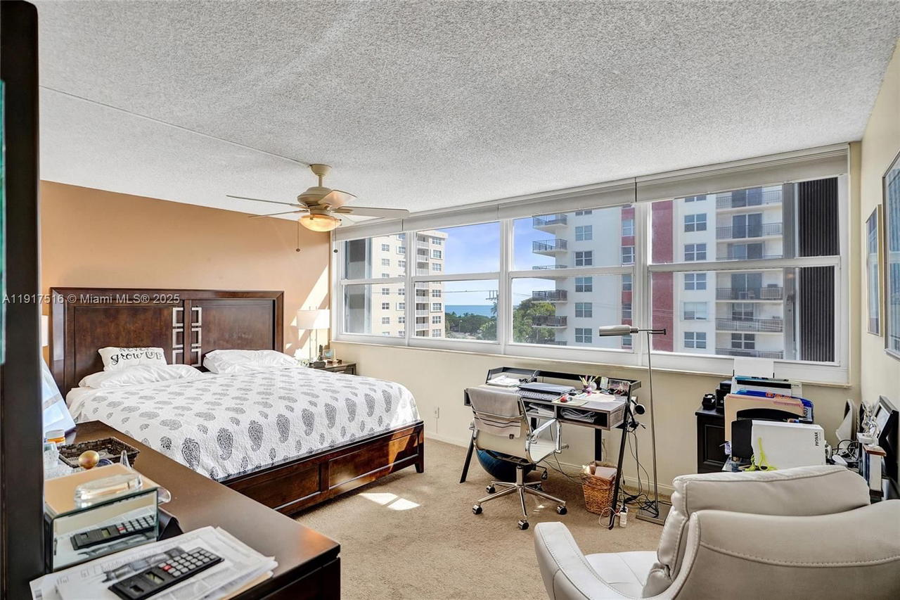 Real estate property located at 1400 Ocean Dr #502, Broward, Trafalgar Towers Condomin, Hollywood, FL