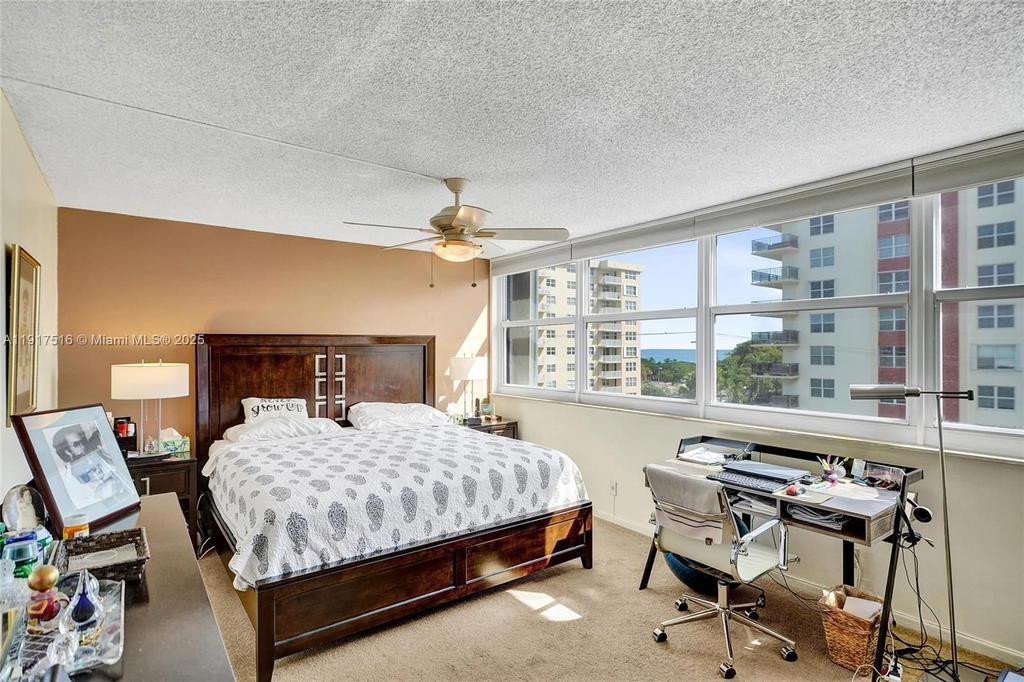 Real estate property located at 1400 Ocean Dr #502, Broward, Trafalgar Towers Condomin, Hollywood, FL