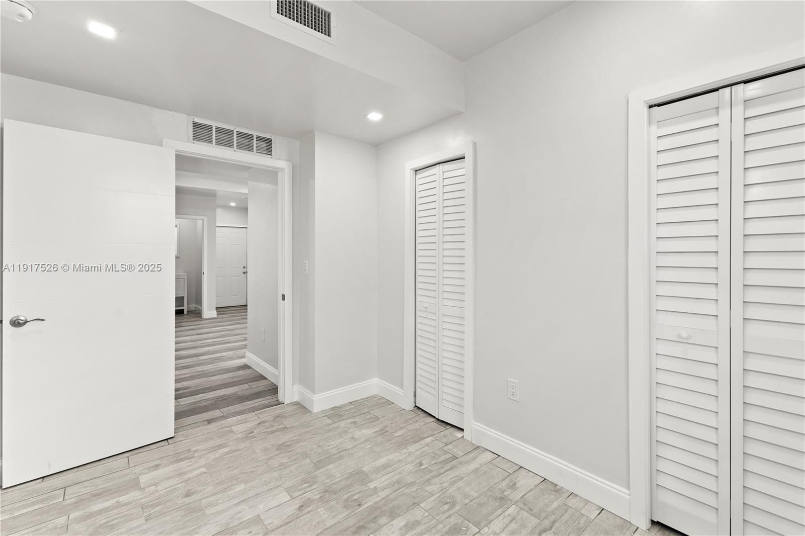 Real estate property located at 305 58th St, Miami-dade, College Park, Miami, FL