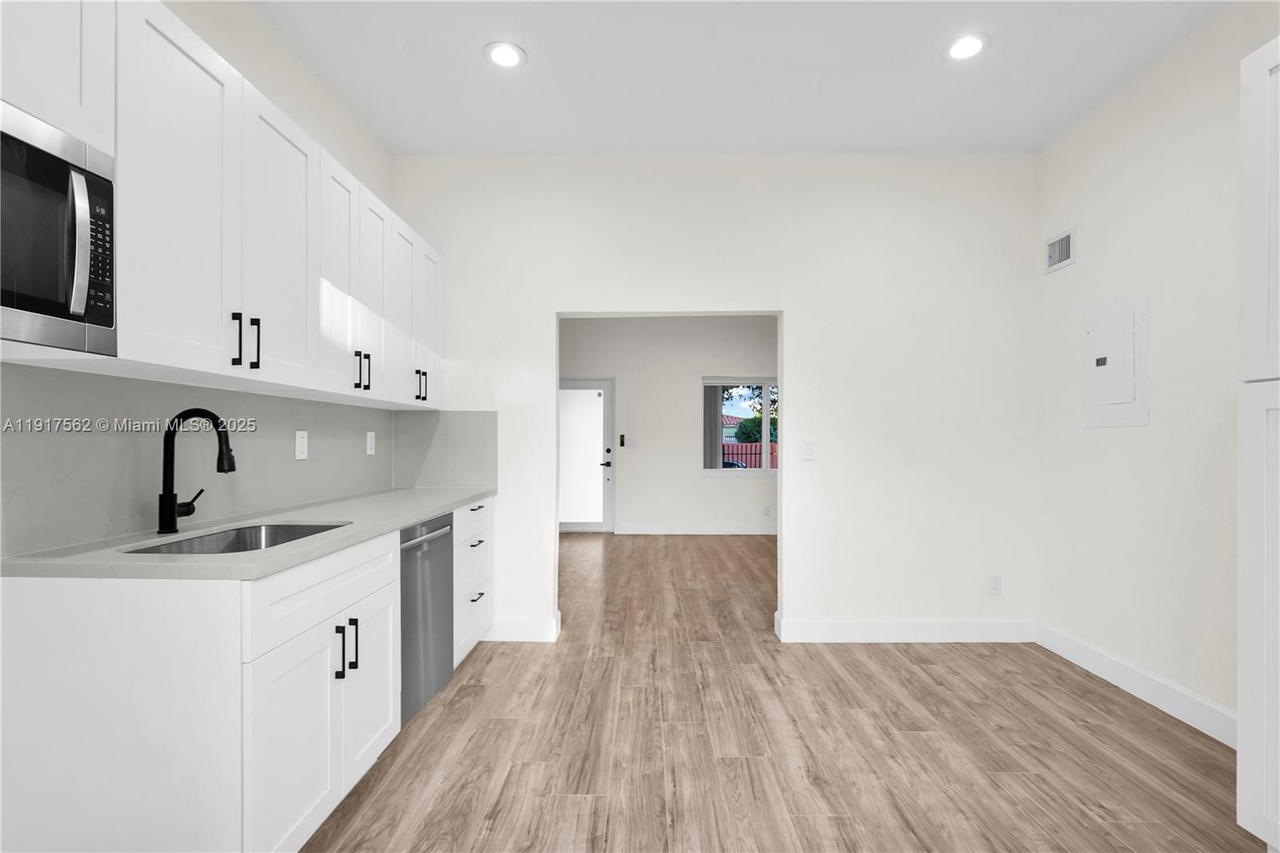 Real estate property located at 88 29th Ave, Miami-dade, Central Park, Miami, FL