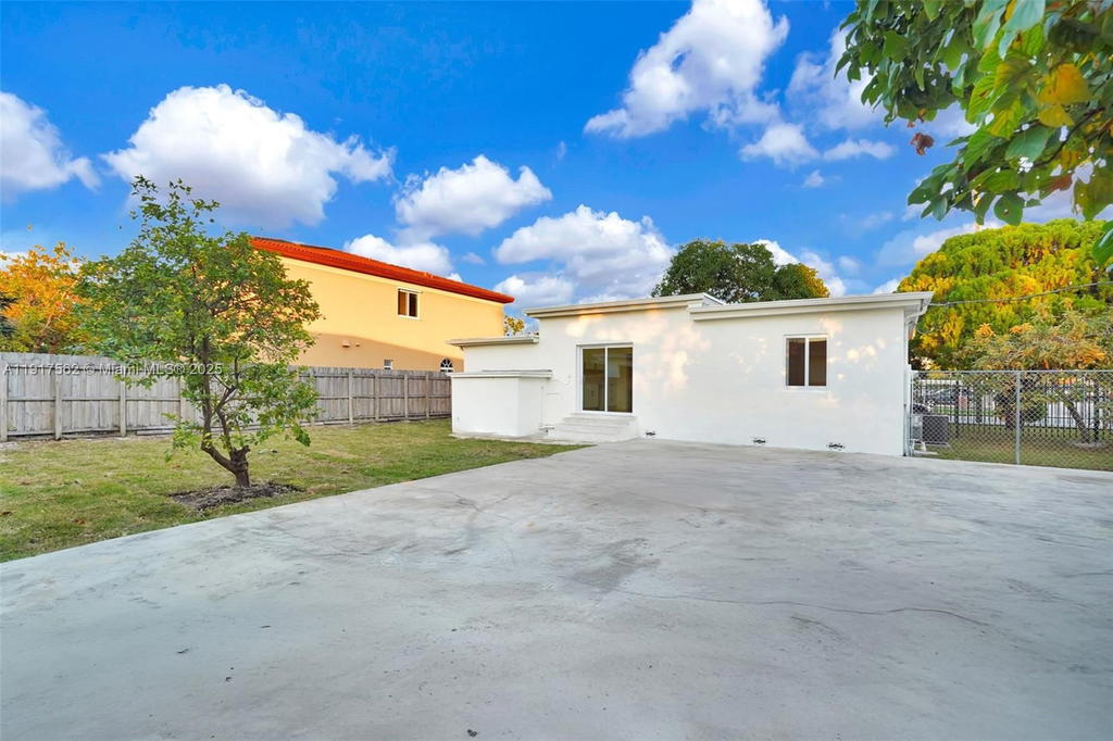 Real estate property located at 88 29th Ave, Miami-dade, Central Park, Miami, FL