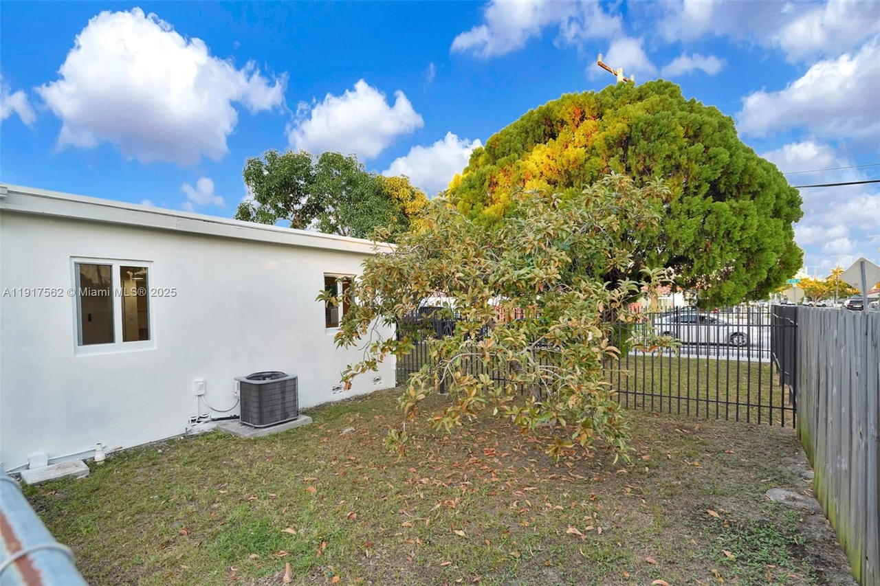 Real estate property located at 88 29th Ave, Miami-dade, Central Park, Miami, FL