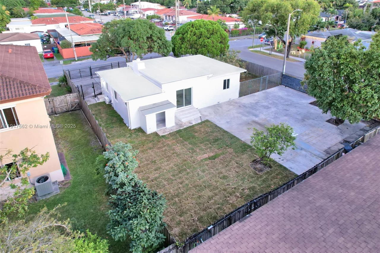 Real estate property located at 88 29th Ave, Miami-dade, Central Park, Miami, FL