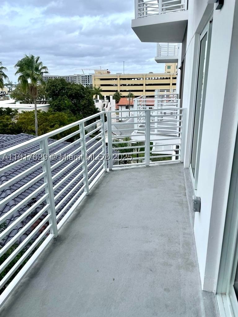 Real estate property located at 1938 Jackson St #403, Broward, Aesthatic Apartments, Hollywood, FL