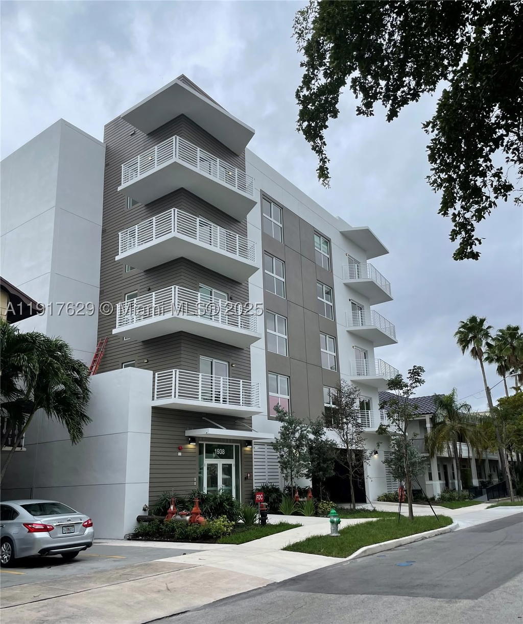 Real estate property located at 1938 Jackson St #403, Broward, Aesthatic Apartments, Hollywood, FL