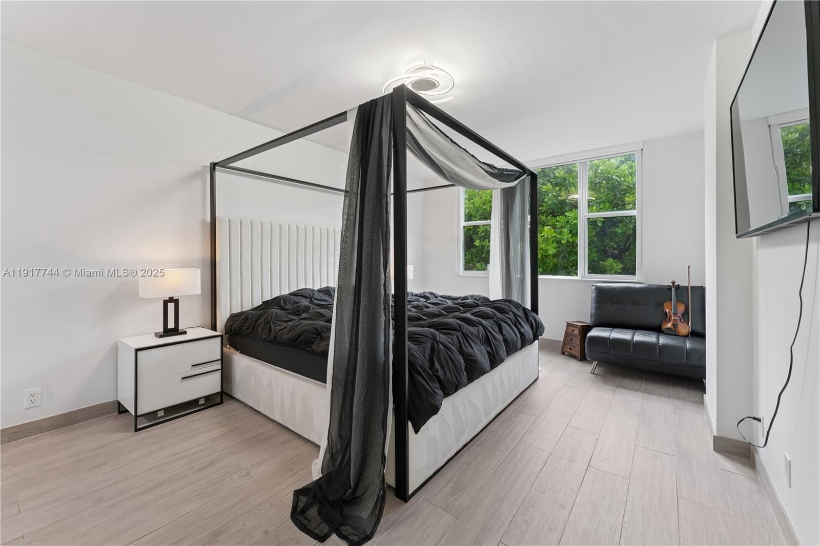 Real estate property located at 4400 Hillcrest Dr #303B, Broward, Hillcrest No 21 Condo, Hollywood, FL