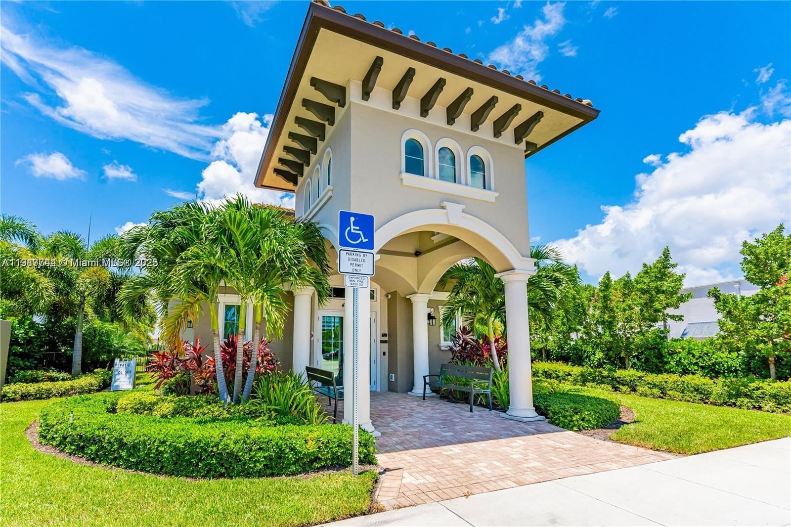 Real estate property located at 4400 Hillcrest Dr #303B, Broward, Hillcrest No 21 Condo, Hollywood, FL