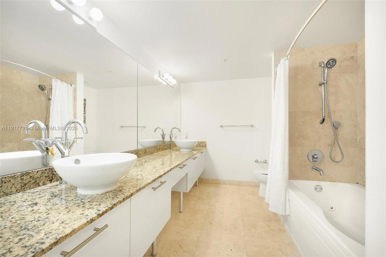 Real estate property located at 41 5th St #1210, Miami-dade, Brickell On The River S T, Miami, FL