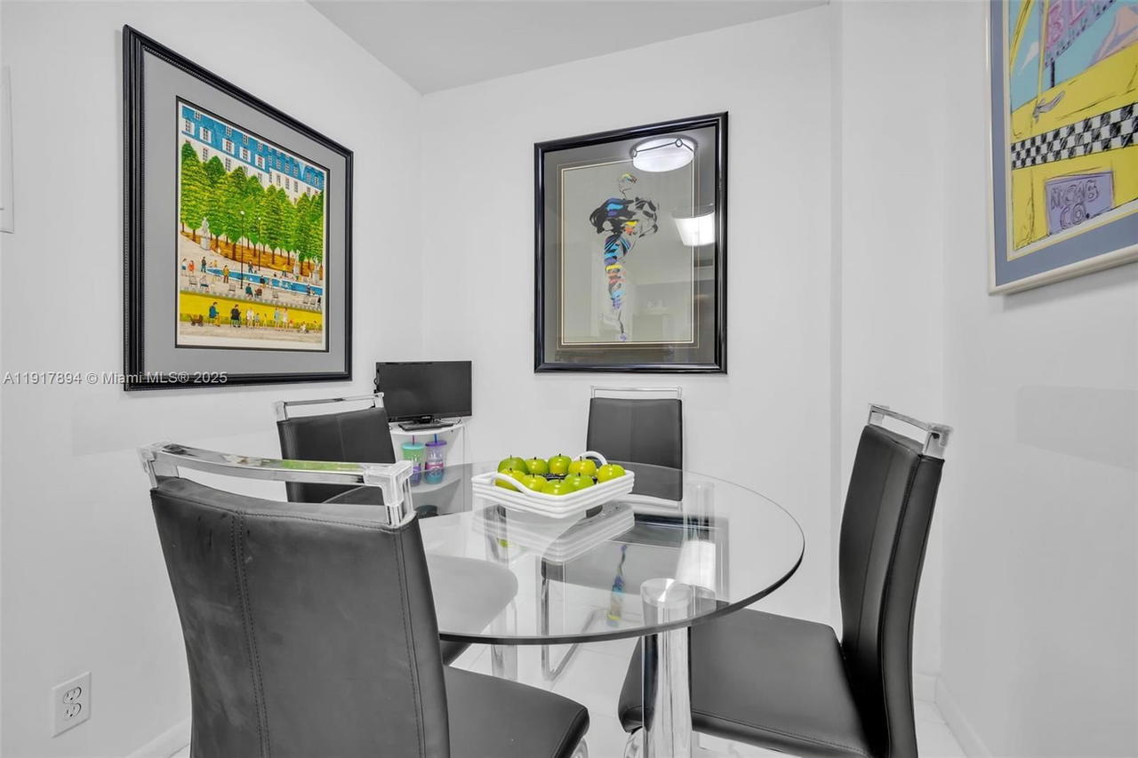 Real estate property located at 3800 Hillcrest Dr #709, Broward, Hillcrest East No 25 Cond, Hollywood, FL
