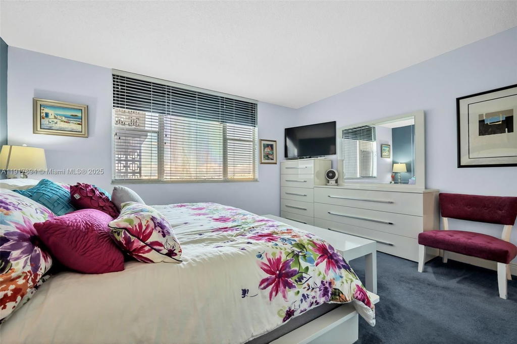 Real estate property located at 3800 Hillcrest Dr #709, Broward, Hillcrest East No 25 Cond, Hollywood, FL
