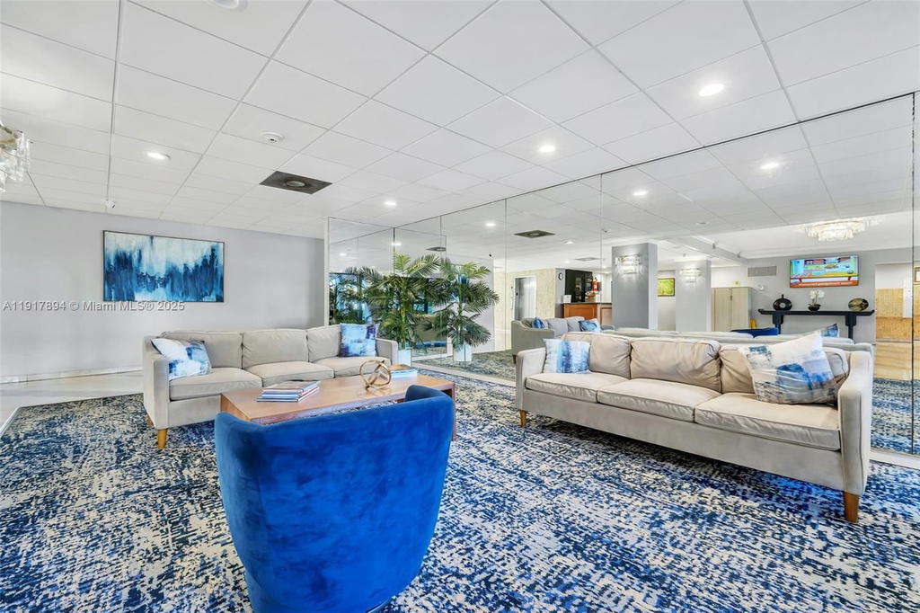 Real estate property located at 3800 Hillcrest Dr #709, Broward, Hillcrest East No 25 Cond, Hollywood, FL
