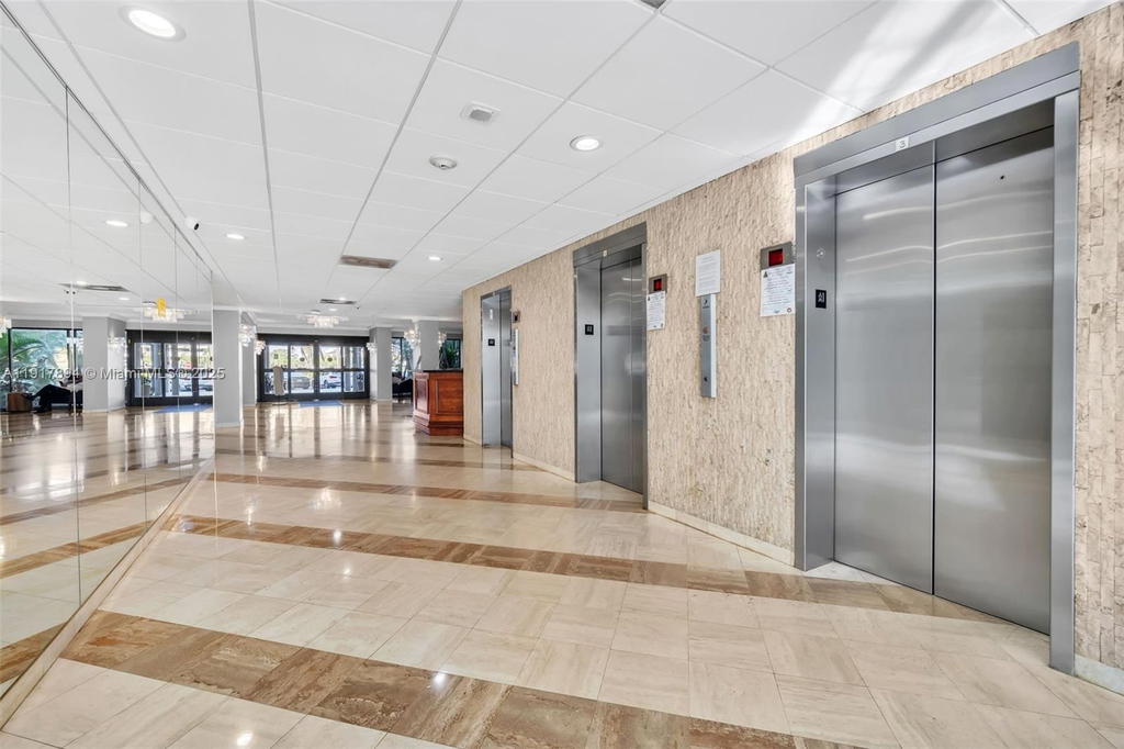 Real estate property located at 3800 Hillcrest Dr #709, Broward, Hillcrest East No 25 Cond, Hollywood, FL