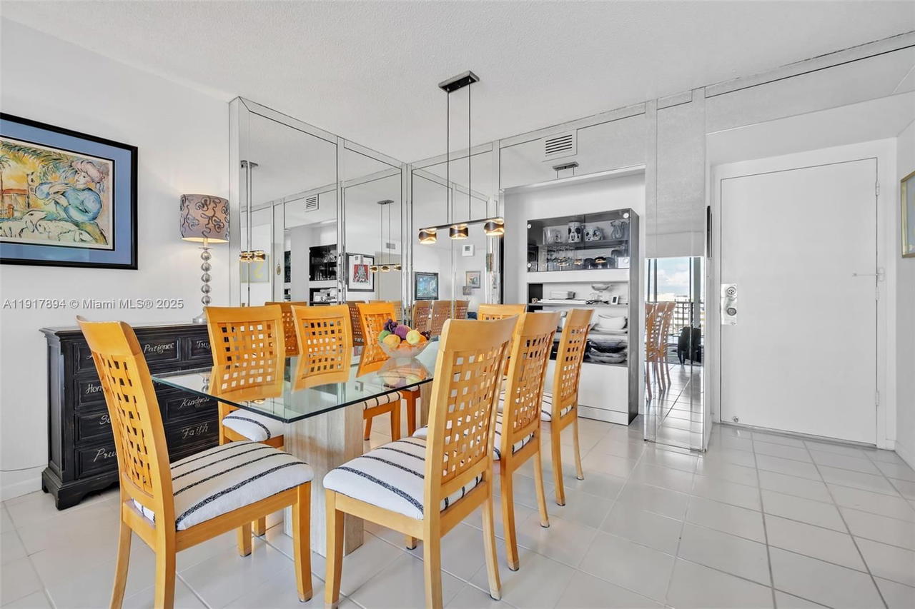Real estate property located at 3800 Hillcrest Dr #709, Broward, Hillcrest East No 25 Cond, Hollywood, FL