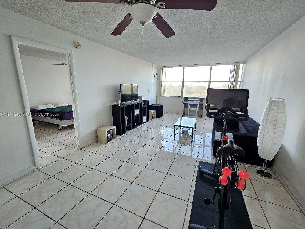 Real estate property located at 1200 Miami Gardens Dr #605W, Miami-dade, Wilshire Condo, Miami, FL