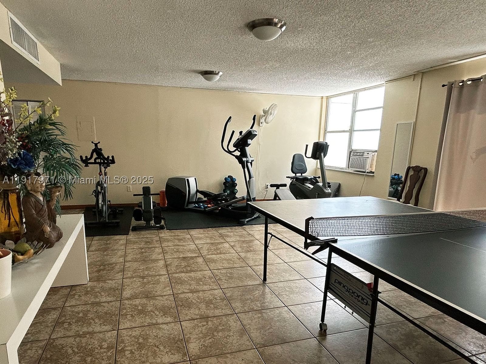 Real estate property located at 899 West Ave #3M, Miami-dade, Baycourt Towers Condo, Miami Beach, FL