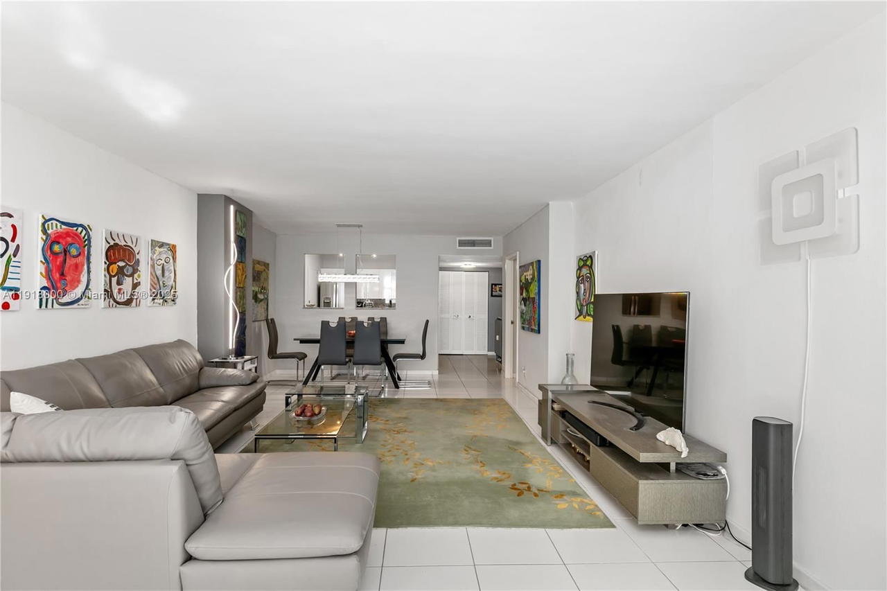 Real estate property located at 3140 Ocean Dr #901, Broward, Parker Tower Condo, Hallandale Beach, FL