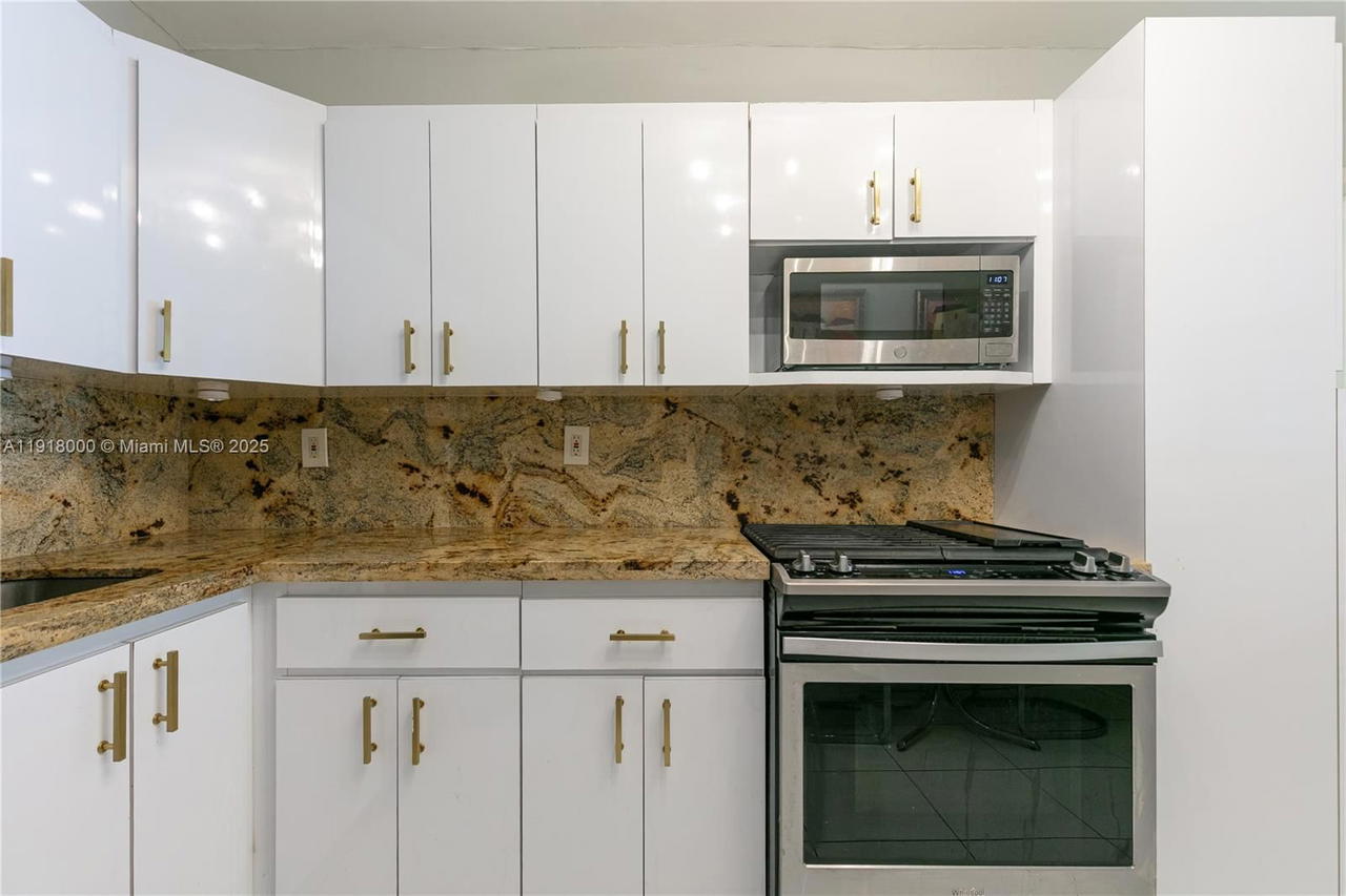 Real estate property located at 3140 Ocean Dr #901, Broward, Parker Tower Condo, Hallandale Beach, FL