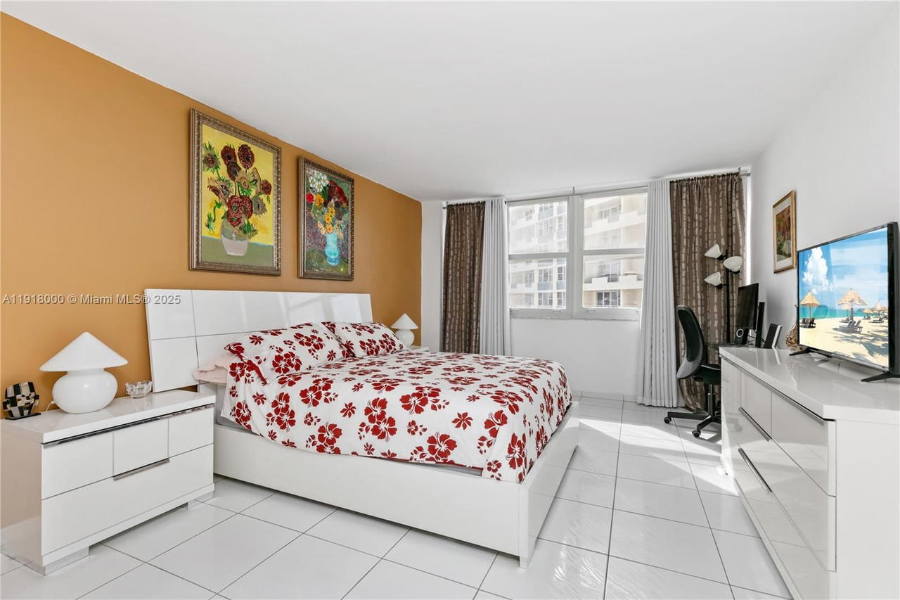 Real estate property located at 3140 Ocean Dr #901, Broward, Parker Tower Condo, Hallandale Beach, FL