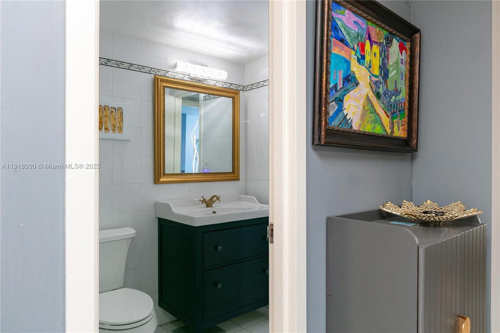 Real estate property located at 3140 Ocean Dr #901, Broward, Parker Tower Condo, Hallandale Beach, FL