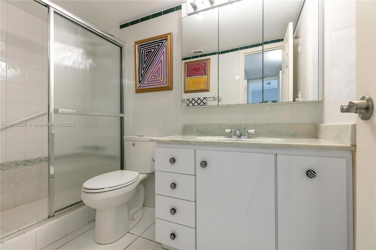 Real estate property located at 3140 Ocean Dr #901, Broward, Parker Tower Condo, Hallandale Beach, FL
