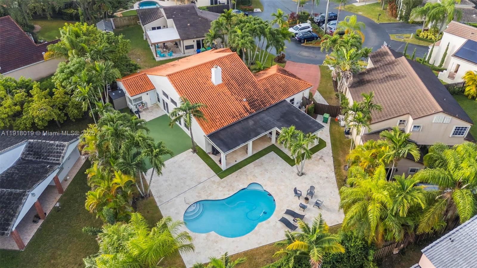 Real estate property located at 9351 118th Pl, Miami-dade, Poinciana At Kendall, Miami, FL