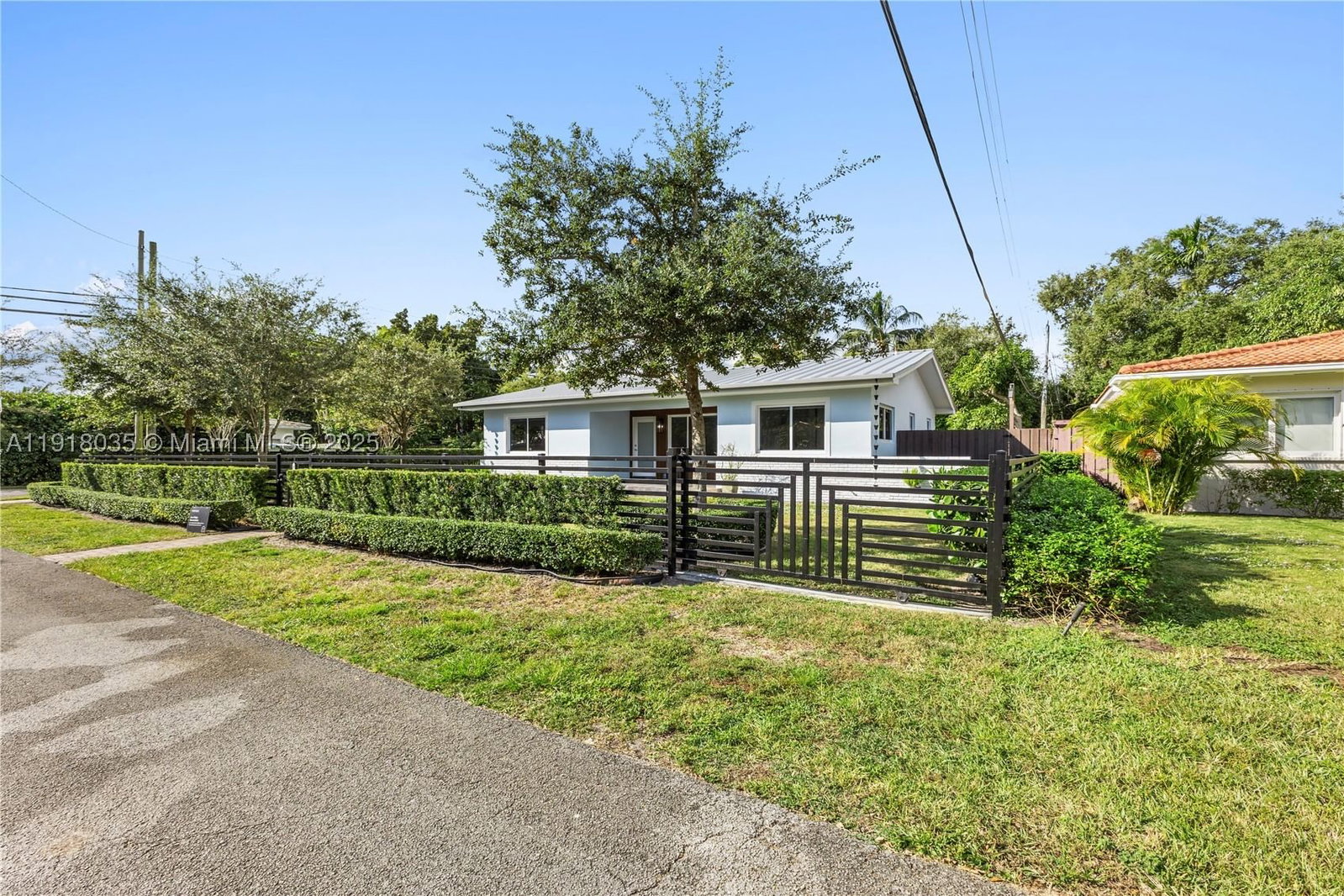 Real estate property located at 8910 9th Ct, Miami-dade, Bayshore Manor, Miami, FL