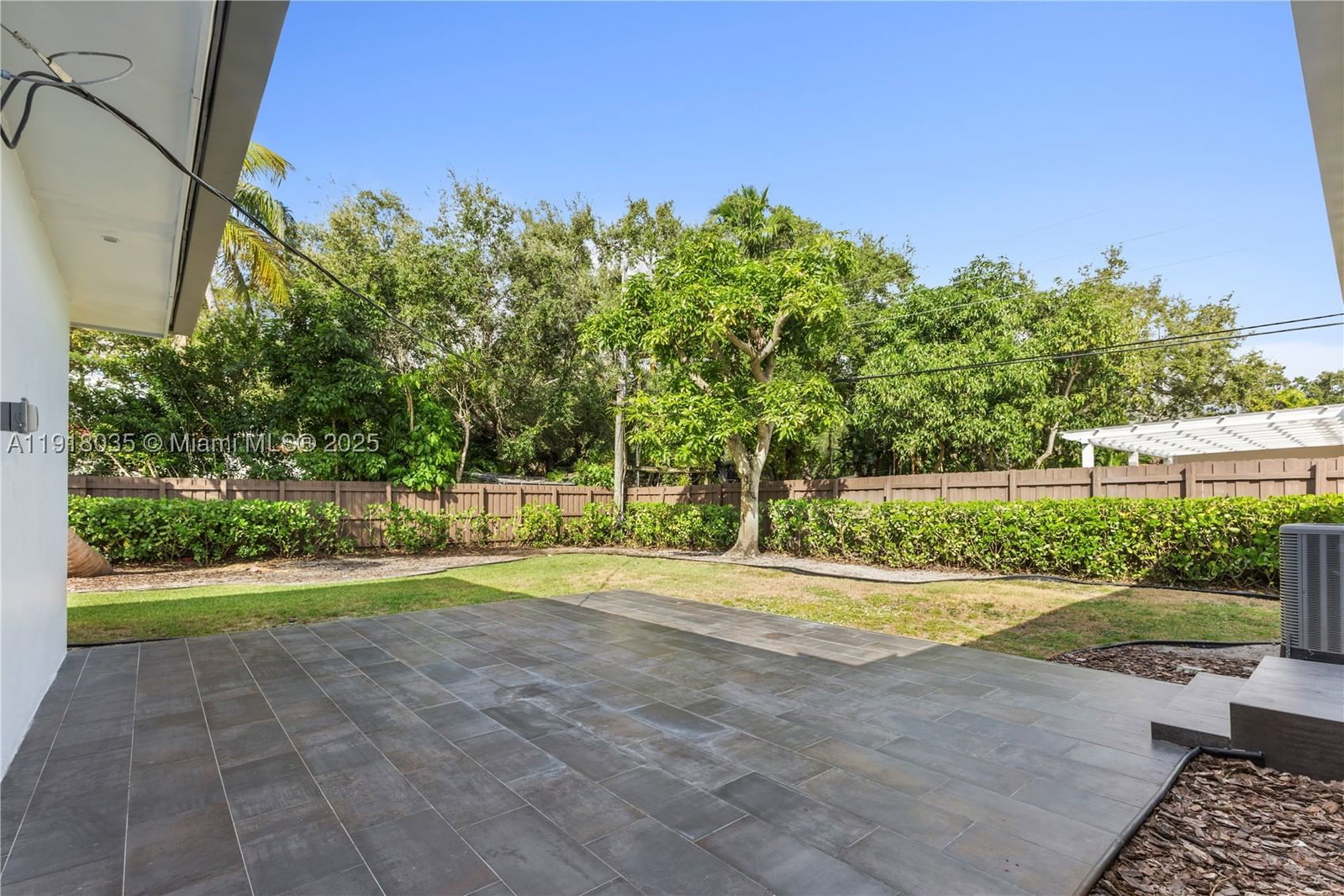 Real estate property located at 8910 9th Ct, Miami-dade, Bayshore Manor, Miami, FL
