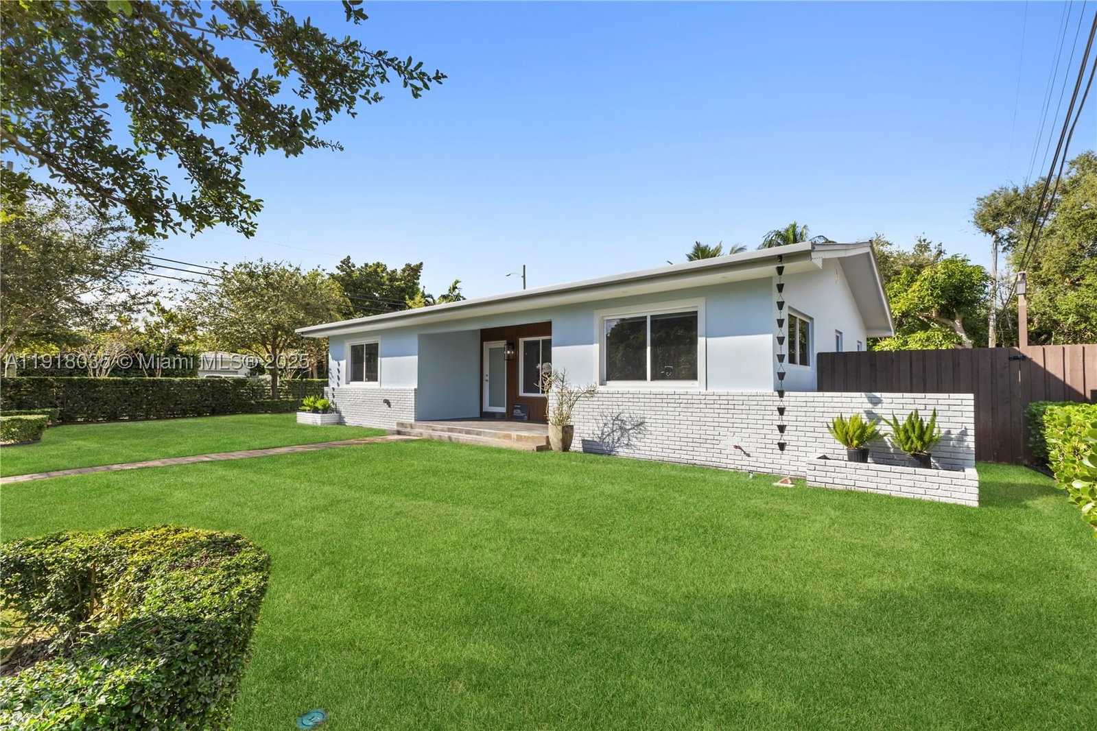 Real estate property located at 8910 9th Ct, Miami-dade, Bayshore Manor, Miami, FL