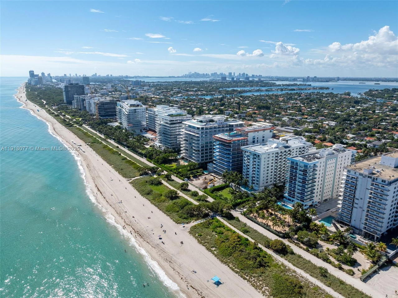 Real estate property located at 9195 Collins Ave PH14, Miami-dade, Carlisle On The Ocean Con, Surfside, FL