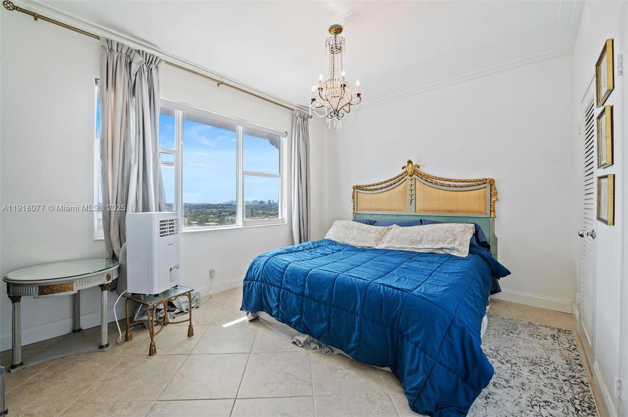 Real estate property located at 9195 Collins Ave PH14, Miami-dade, Carlisle On The Ocean Con, Surfside, FL