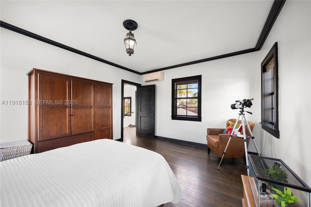Real estate property located at 1650 16th St, Miami-dade, Seville, Miami, FL