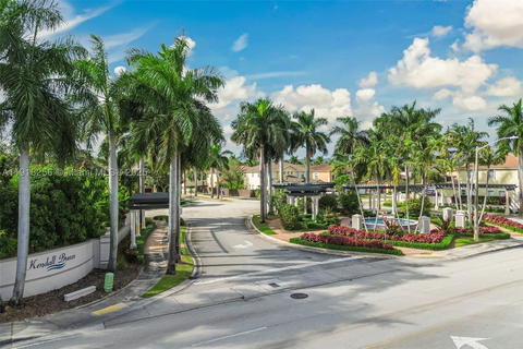 Real estate property located at 12566 126th Ave, Miami-dade, Kendall Breeze South, Miami, FL