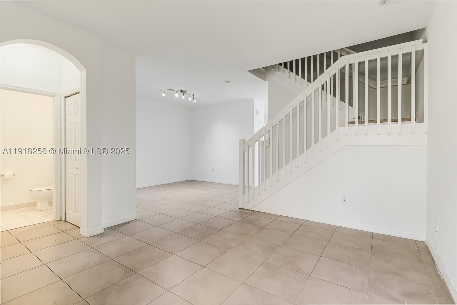 Real estate property located at 12566 126th Ave, Miami-dade, Kendall Breeze South, Miami, FL