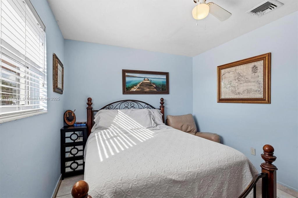 Real estate property located at 9411 30th Ter, Miami-dade, Coral Gardens, Miami, FL