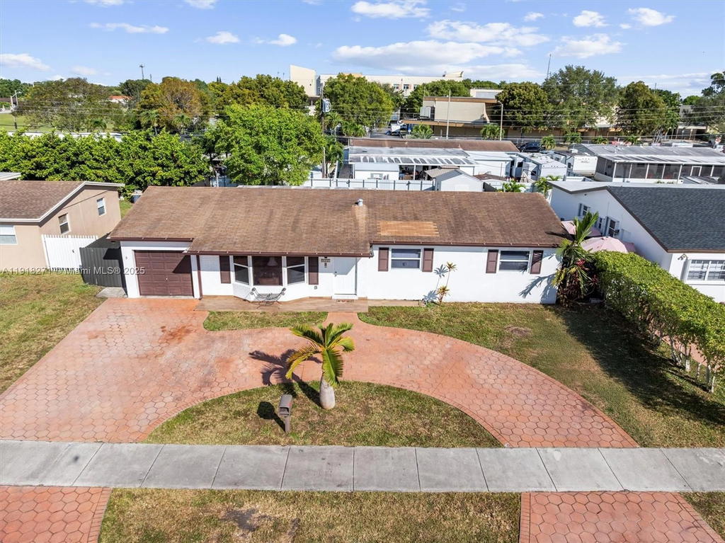 Real estate property located at 9411 30th Ter, Miami-dade, Coral Gardens, Miami, FL