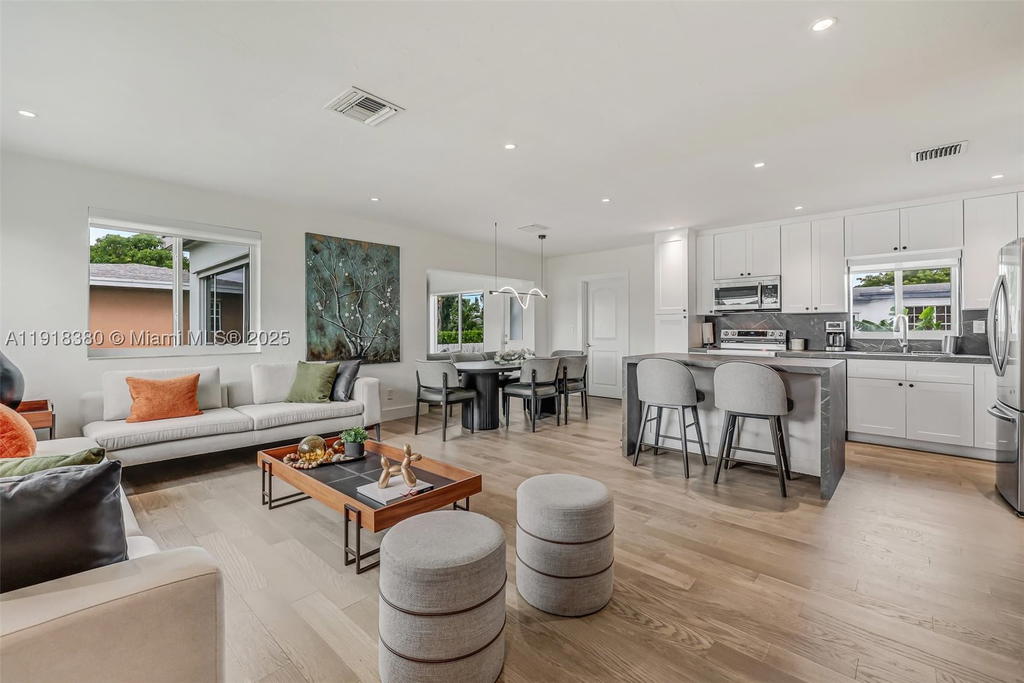 Real estate property located at 7901 22nd St, Miami-dade, Miracle Manor 3rd Addn, Miami, FL
