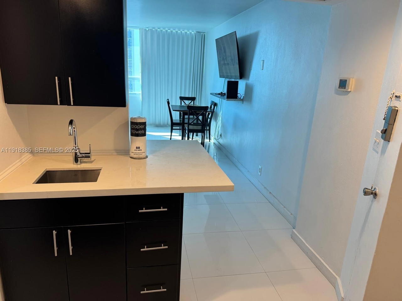 Real estate property located at 5445 Collins Ave #915, Miami-dade, Castle Beach Club Condo, Miami Beach, FL