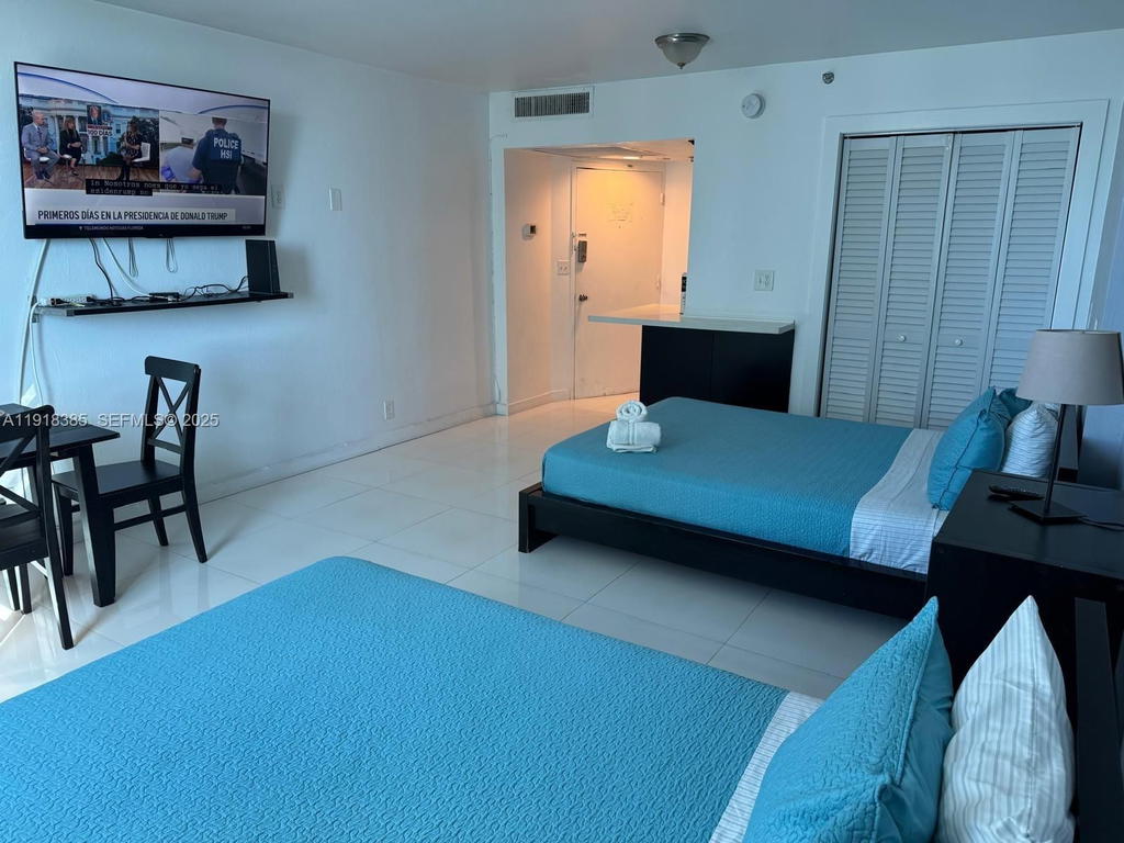 Real estate property located at 5445 Collins Ave #915, Miami-dade, Castle Beach Club Condo, Miami Beach, FL