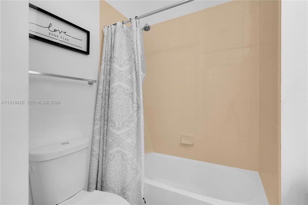 Real estate property located at 1516 147th Ave, Broward, Meadow Pines, Pembroke Pines, FL