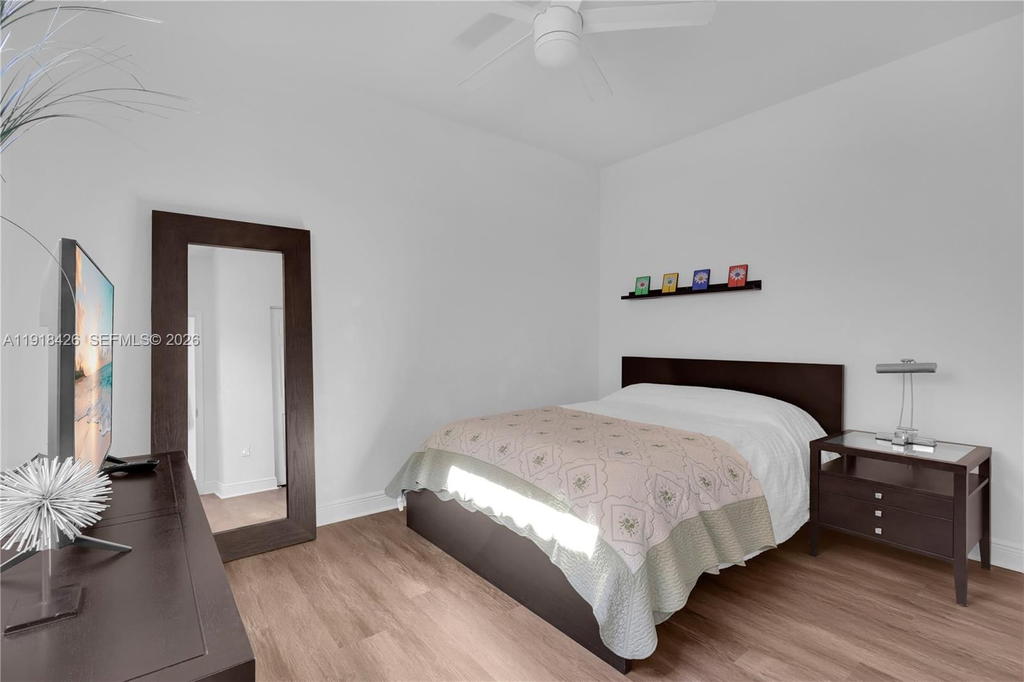 Real estate property located at 1516 147th Ave, Broward, Meadow Pines, Pembroke Pines, FL