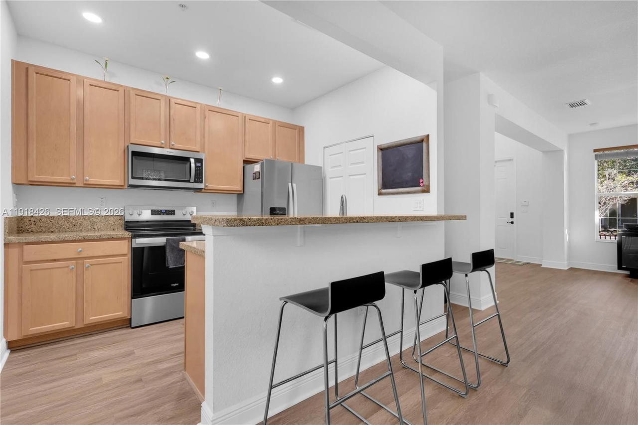 Real estate property located at 1516 147th Ave, Broward, Meadow Pines, Pembroke Pines, FL