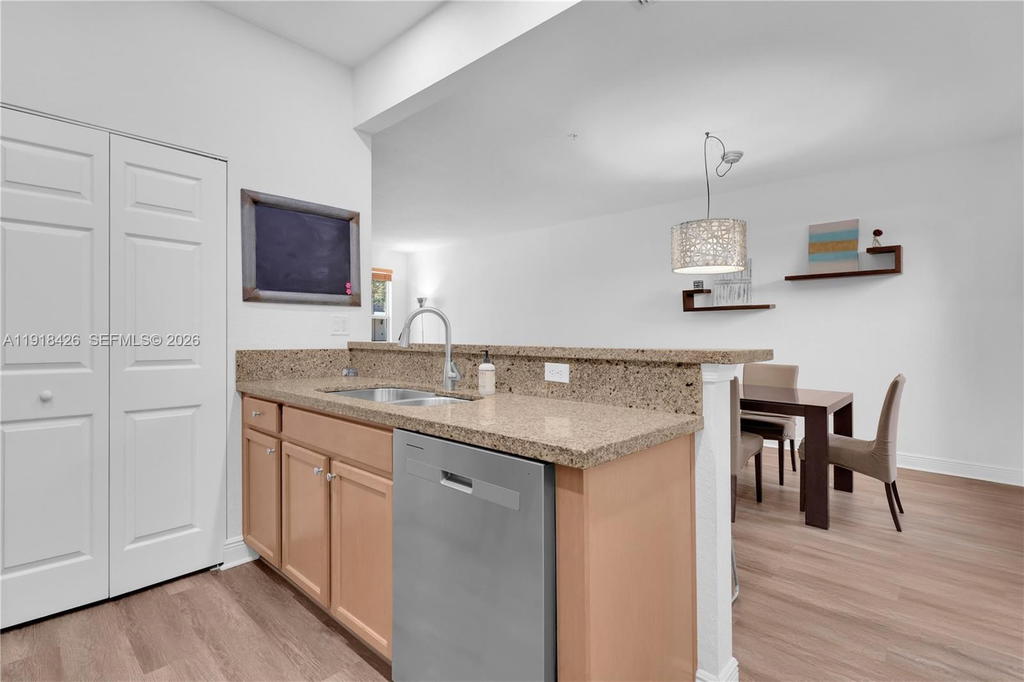 Real estate property located at 1516 147th Ave, Broward, Meadow Pines, Pembroke Pines, FL
