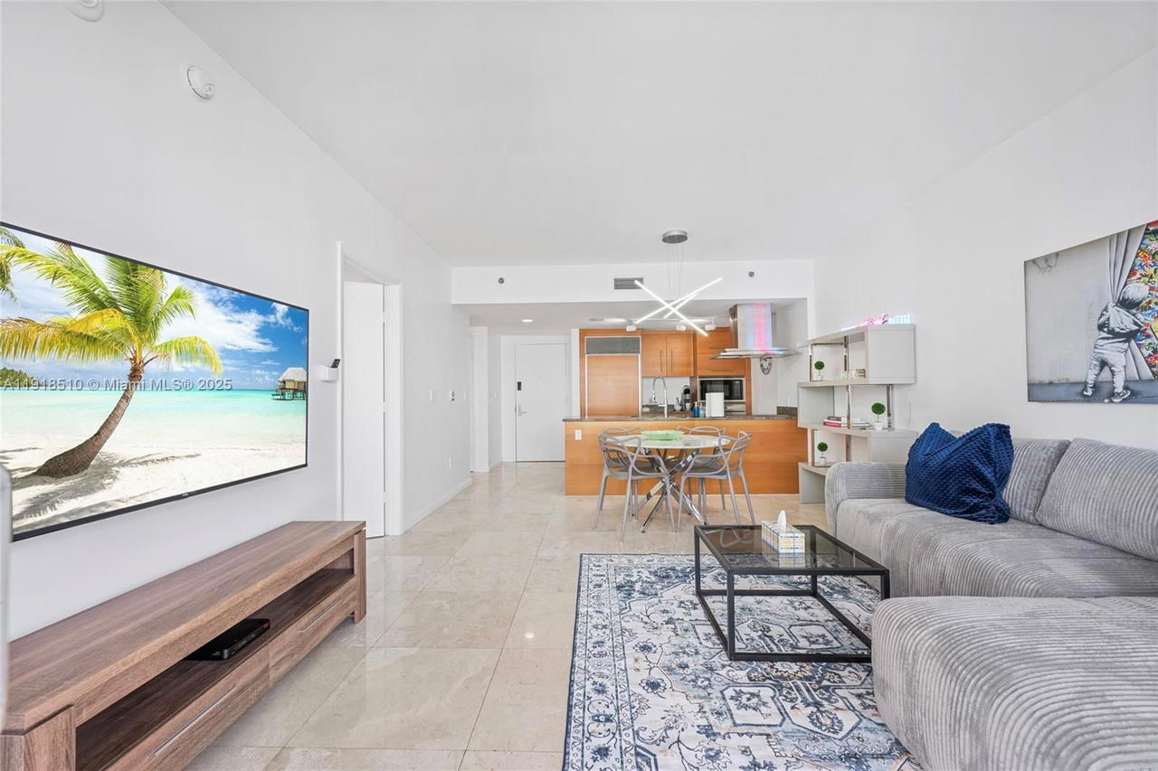 Real estate property located at 485 Brickell Ave #3503, Miami-dade, Icon Brickell Condo No 3, Miami, FL