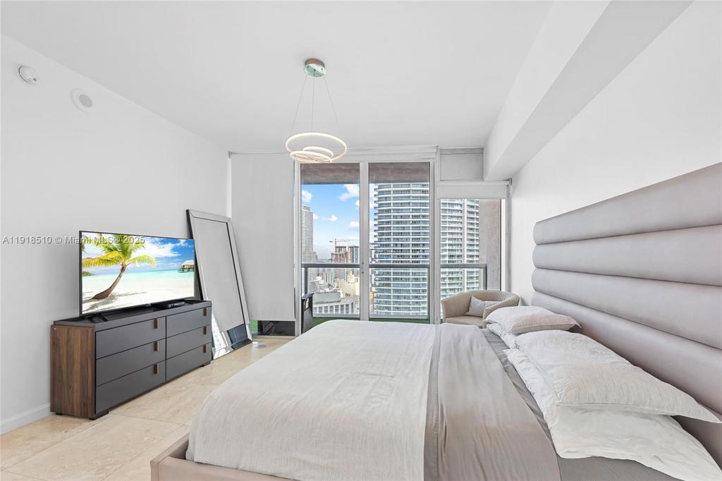 Real estate property located at 485 Brickell Ave #3503, Miami-dade, Icon Brickell Condo No 3, Miami, FL