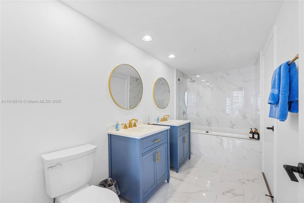 Real estate property located at 485 Brickell Ave #3503, Miami-dade, Icon Brickell Condo No 3, Miami, FL